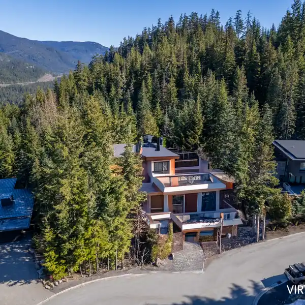 PRESTIGIOUS BUILD LOT ABOVE WHISTLER CREEKSIDE