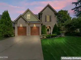 Rustic Elegance with Modern Luxury