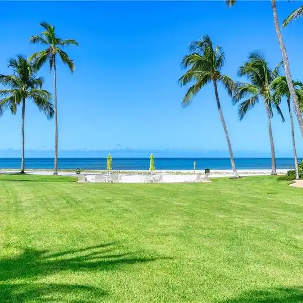 BEACHFRONT CONDO WITH UNOBSTRUCTED SUNSET VIEWS