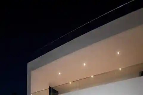 Luxury Detached House with Unique Sea Views
