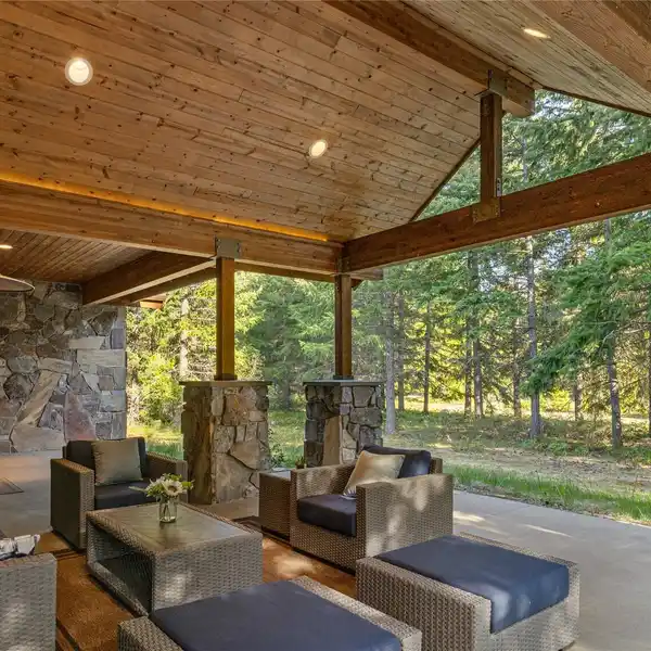 PRIVATE RETREAT IN EXCLUSIVE TUMBLE CREEK
