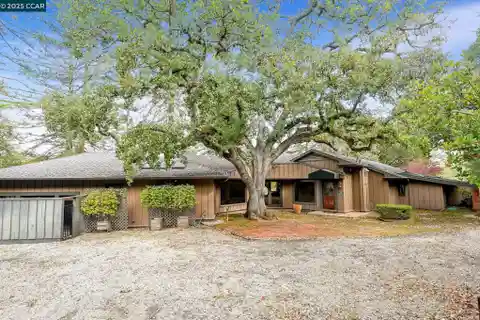 Expansive Private Estate with Endless Design Potential