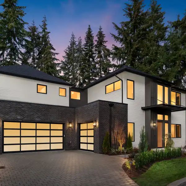 MODERN LUXURY IN THE HEART OF WEST BELLEVUE