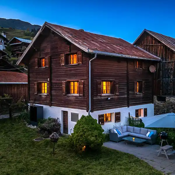 VELLA: CHARMING TIMBERED HOUSE CLOSE TO THE SKI-LIFT