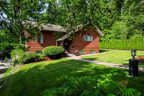 Lovely Deep Cove Home