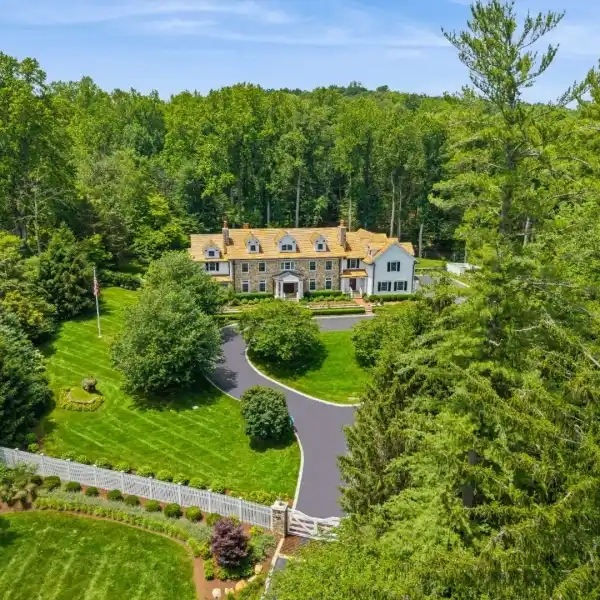 STUNNING RENOVATED MENDHAM ESTATE