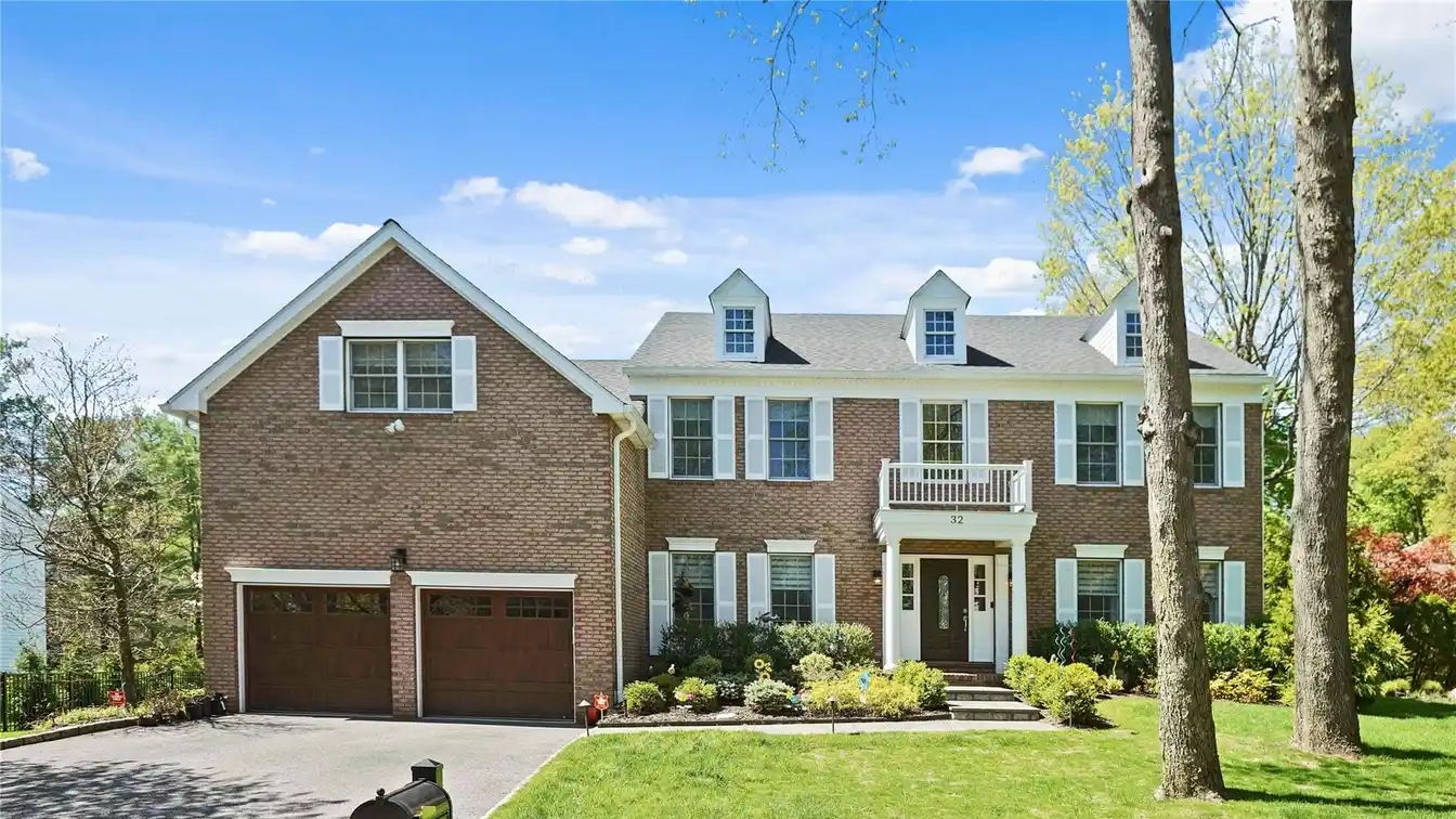 Meticulously Maintained Colonial with Updates