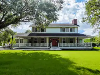 Country Estate in the Heart of the Redlands