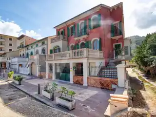 Fantastic 1925 Mansion Villa on the Beach in Puerto De Sóller