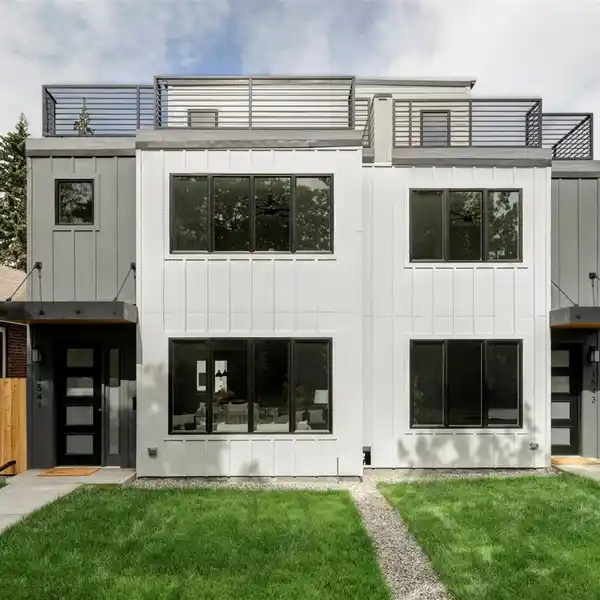 NEW-BUILD DUPLEX IN SOUGHT-AFTER SOUTH PARK HILL