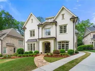 Exquisite Recently Renovated Residence