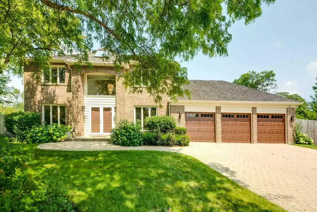East Lake Forest Brick Home at the End of a Quiet Cul-de-sac