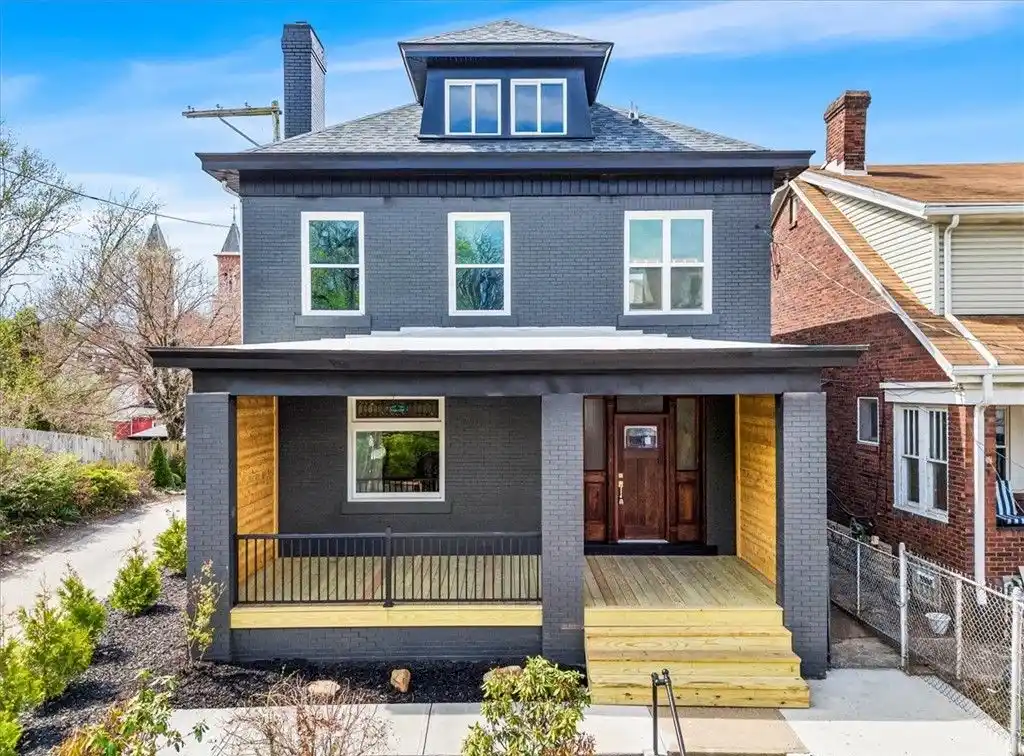 Stunning Fully Renovated 4 Bed Home