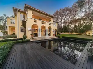 Glamorous Vintage-Contemporary Home