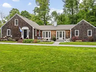 South Shore Cape with Stunning Modern Updates