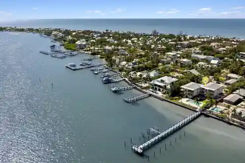 Spectacular Bayfront Vistas