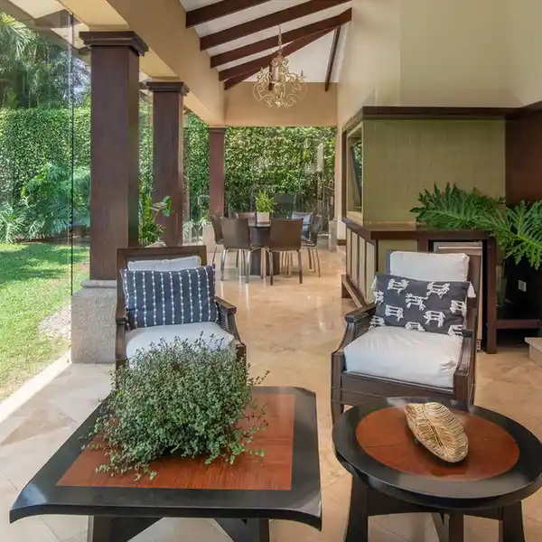 ELEGANT HOME IN BOSQUES DE LINDORA