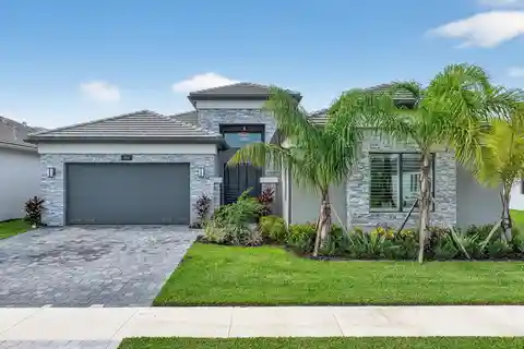 Sophisticated 2024 Valencia Grand Residence