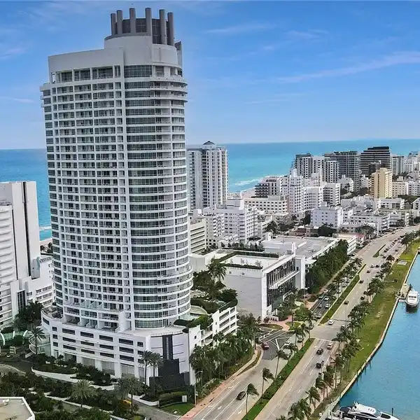 OCEANFRONT FULLY FURNISHED TWO-SUITE CONDO IN THE FONTAINEBLEAU HOTEL'S TRESOR RESIDENTIAL TOWER