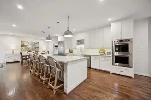 Stunning Ranch in the Heart of Windsor Park