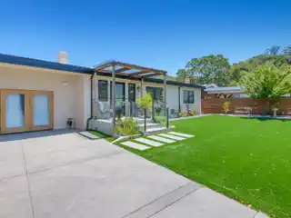 Charming Oasis with Stunning Views