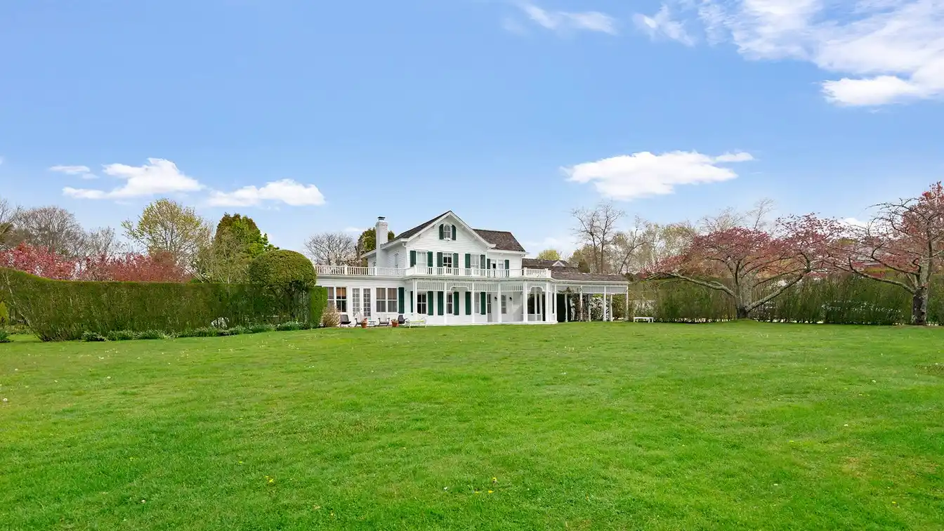 Impressive Village Traditional Home for Rent