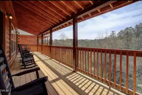 Mountain-view Cabin Near Parkway Attractions