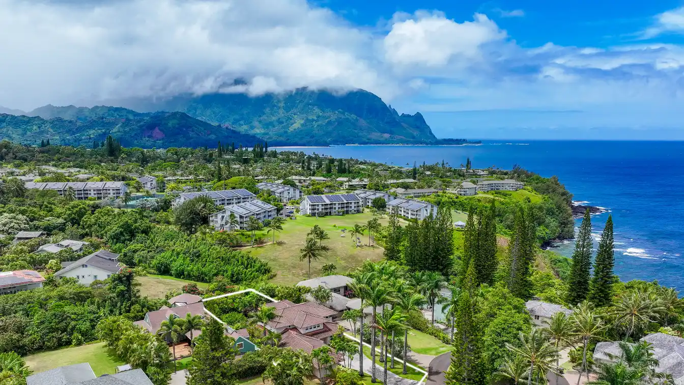 Elegant Kauai Retreat with Wrap-around Lanai