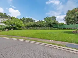 Garden Lot in La Hacienda 