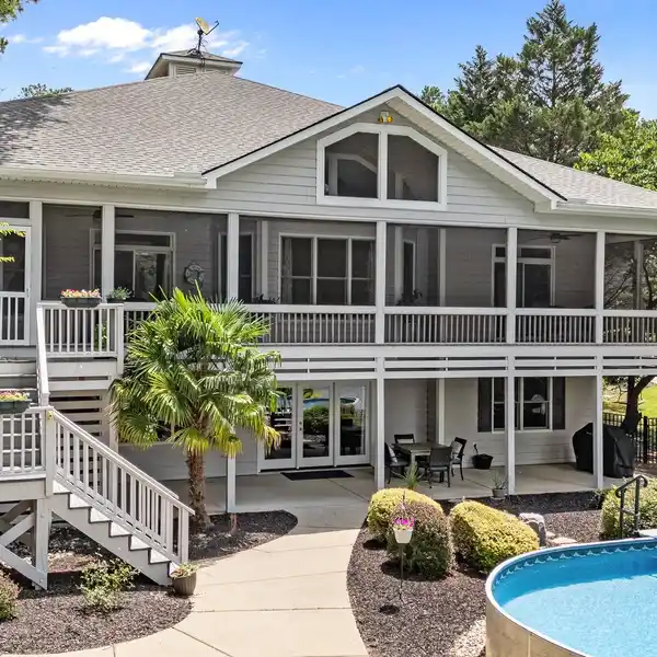 PRIME LAKEFRONT PROPERTY