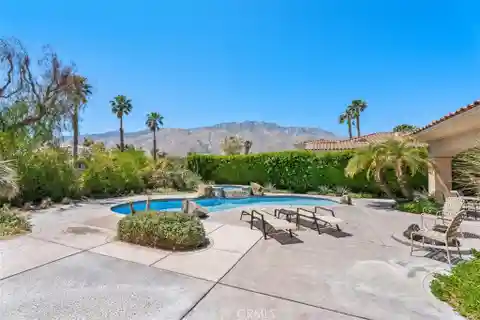 Single-story Pool Home with Panoramic Mountain Views