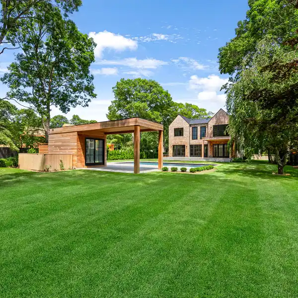 METICULOUSLY APPOINTED SMART HOME