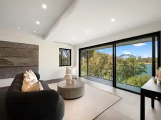 Elevated Position Above Illoura Reserve