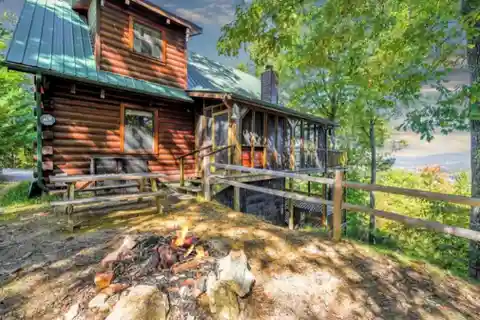 Dream Mountain Retreat