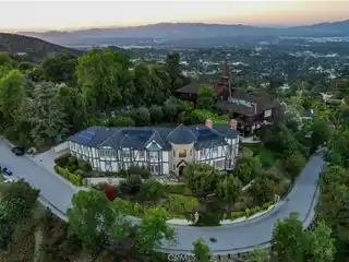 Breathtaking Brentwood Estate