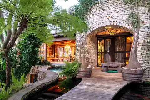 A Hidden Gem in the Tranquil Hills of Hout Bay