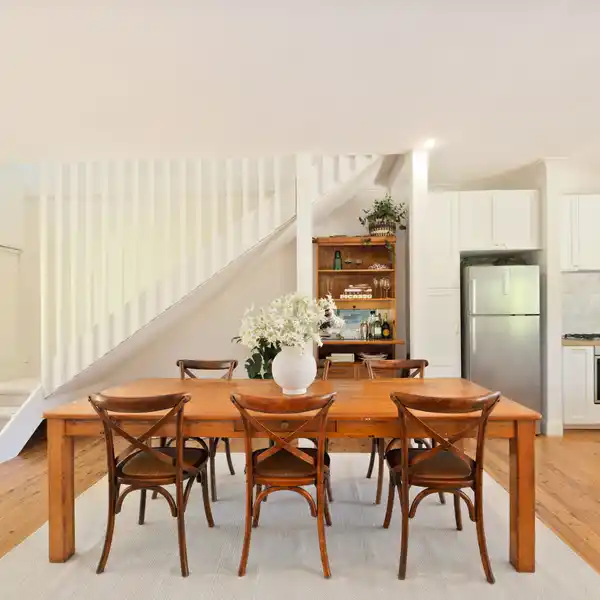 PRIVATE HOME WITH STYLE AND VERSATILITY