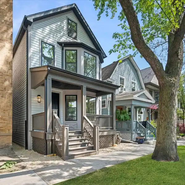 BEAUTIFULLY REBUILT HOME IN EDGEWATER