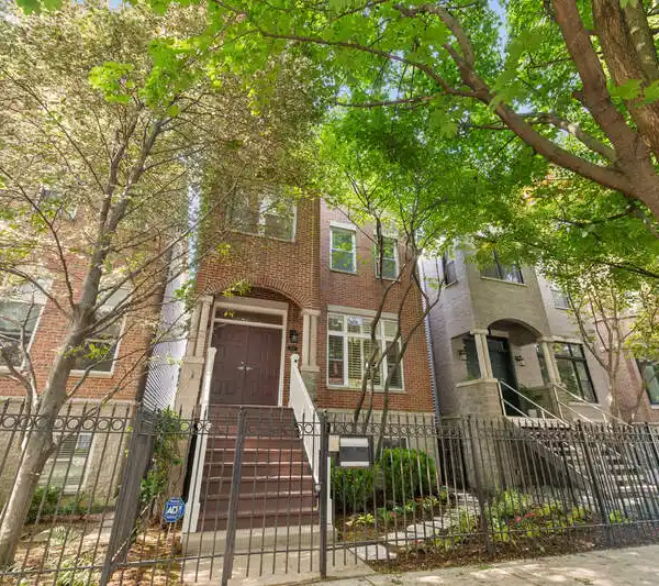 CHARMING UPDATED LINCOLN PARK HOME
