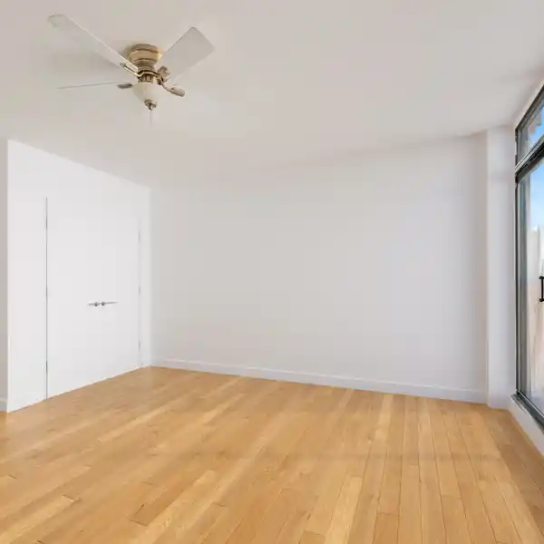 RARE LUXURY T-SHAPED LUXURY CONDO