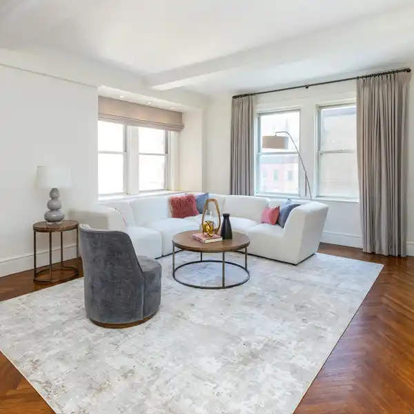 BEAUTIFULLY REIMAGINED RESIDENCE