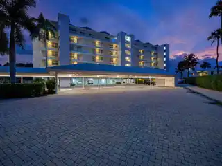 The Ultimate Beachfront Lifestyle