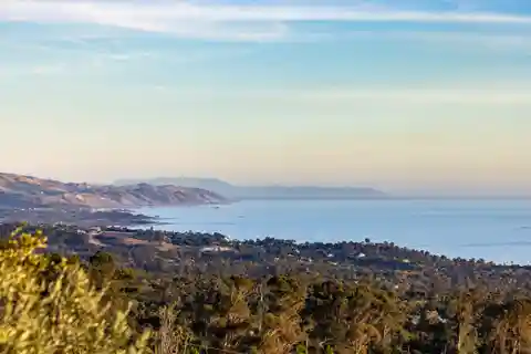 One-Of-A-Kind Estate Parcel with Amazing Views