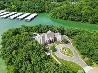 Meticulously Designed Luxury Lakefront Residence