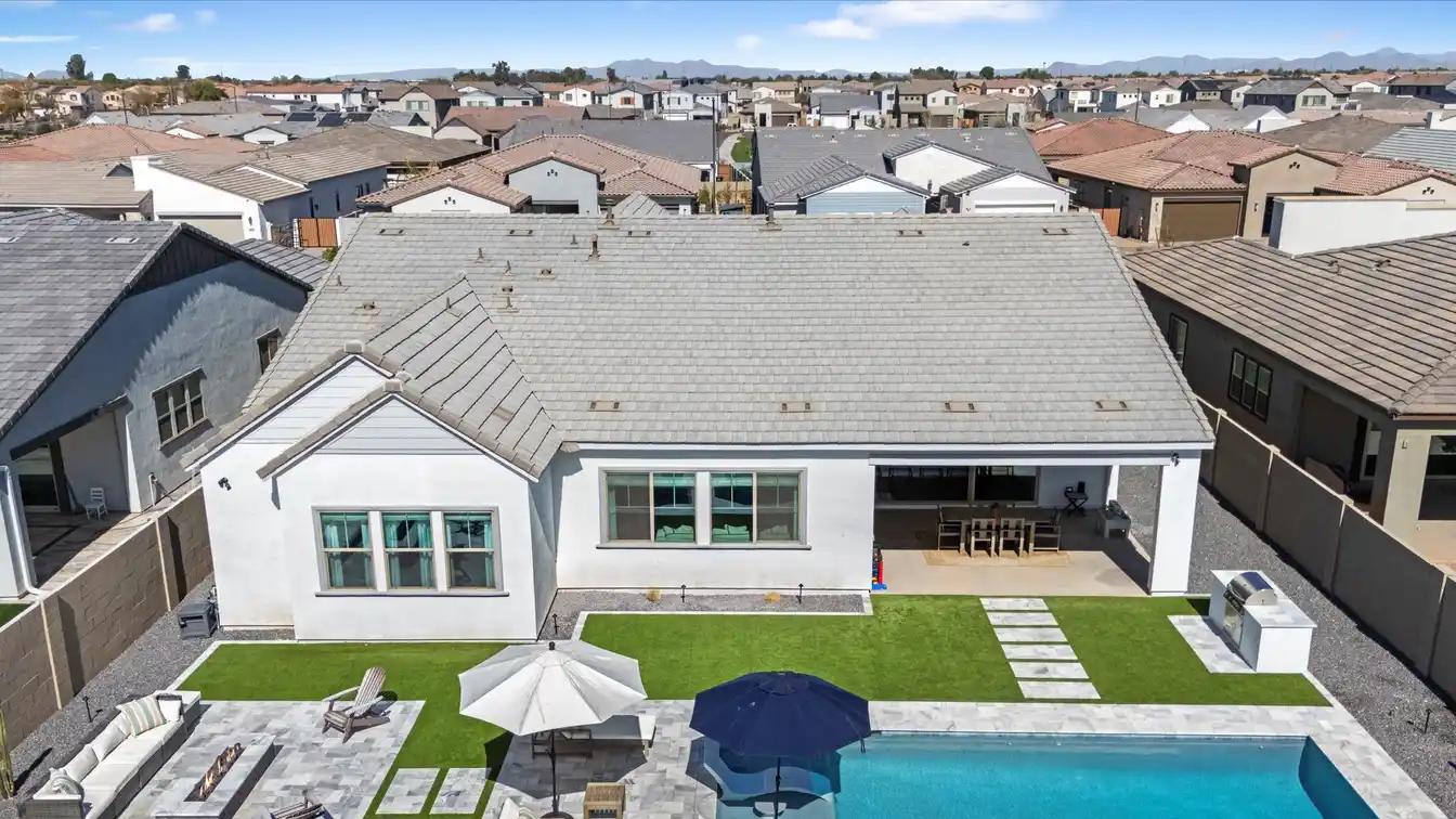 South Chandler Estate on an Oversized Lot