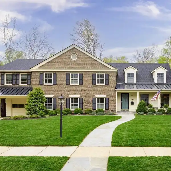 TURN-KEY OASIS WITH OUTDOOR ENTERTAINING HAVEN