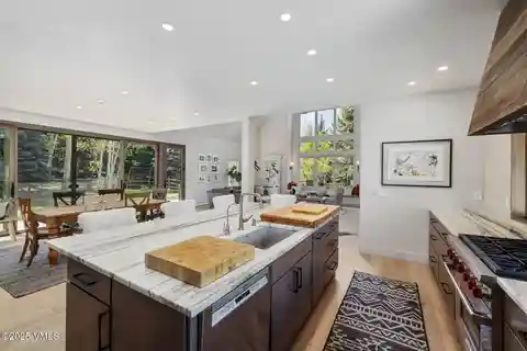 Modern Luxury Meets Mountain Living