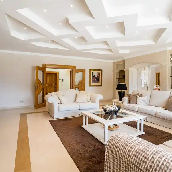 STUNNING THREE-STORY EXCLUSIVE RESIDENCE