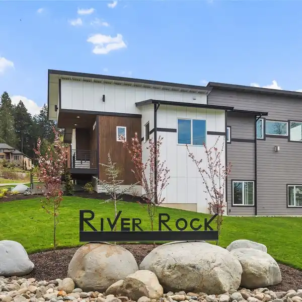 NEW CONSTRUCTION IN RIVER ROCK AUBURN