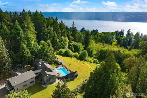 Stunning Mountain Views on Nearly Five Private Acres